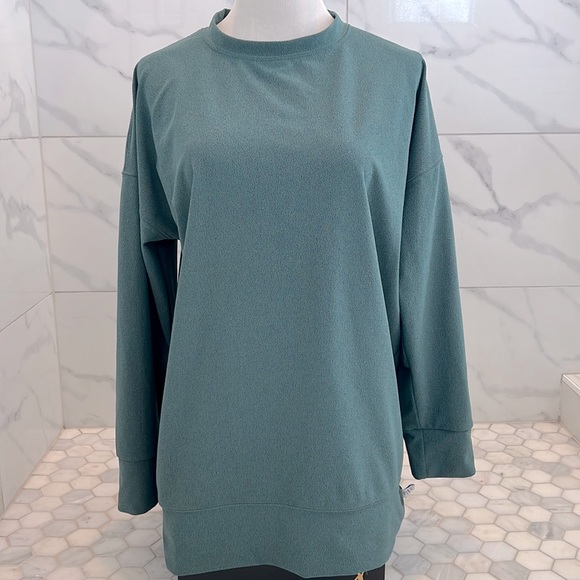 Five Dancewear | Tops | Five Dancewear Green Airbrushed Oversized Long ...